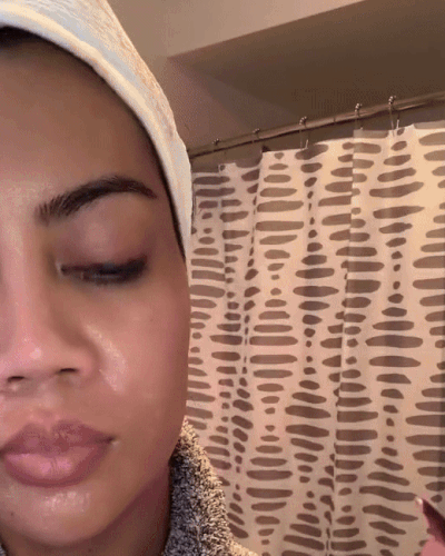 فوريفر - فرشاة تنظيف الوجه الكهربائية من السيليكون - الصورة 4