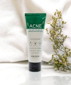 رغوة واضحة لحب الشباب