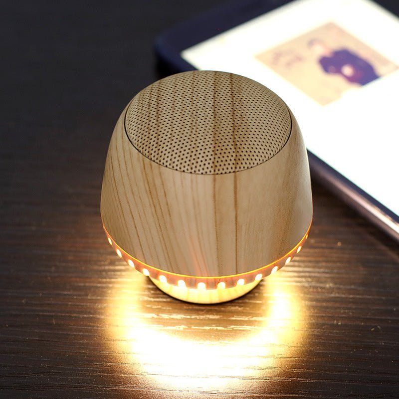 صندوق زوج TWS صوتي صغير محمول على شكل فطر LED مع ضوء ليلي - الصورة 5